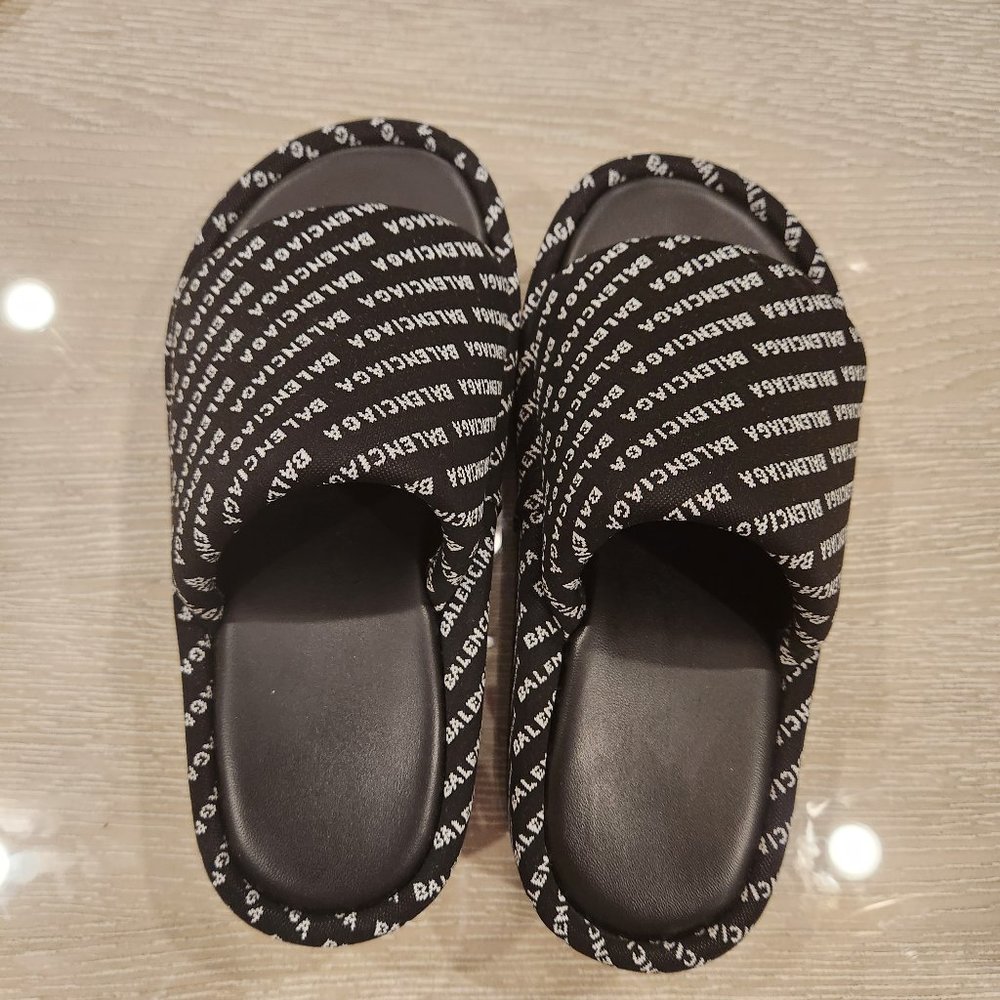 Balenciaga sandal